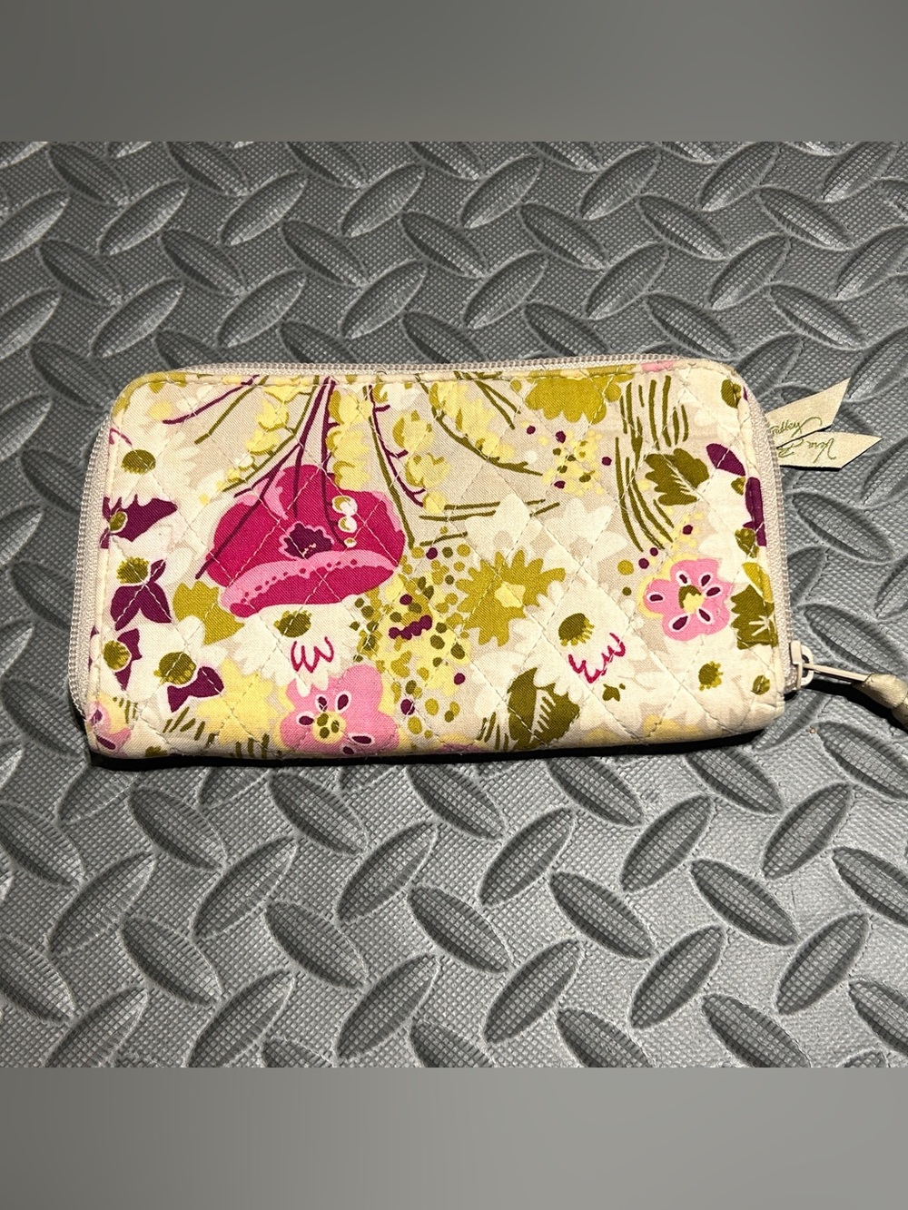 Vera Bradley Make Me Blush Zipper Wallet